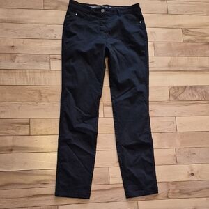 Olsen Europe Women's Size 8 Mona Slim Black Jeans